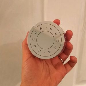 ❤️ 2 for $30 ❤ BECCA Set & Refresh Powder